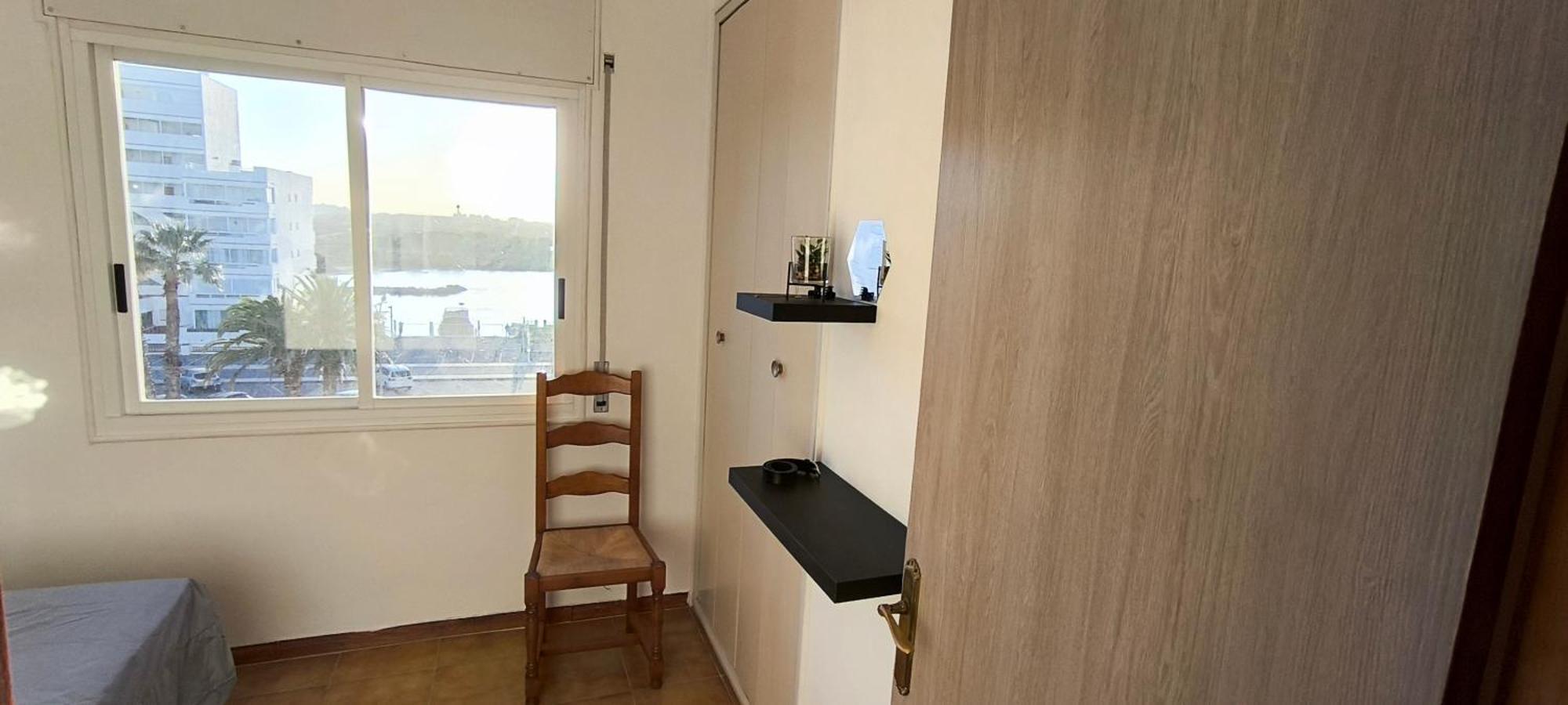 Spacieux Appartement Rose Front Mer Et Piscine Roses Extérieur photo